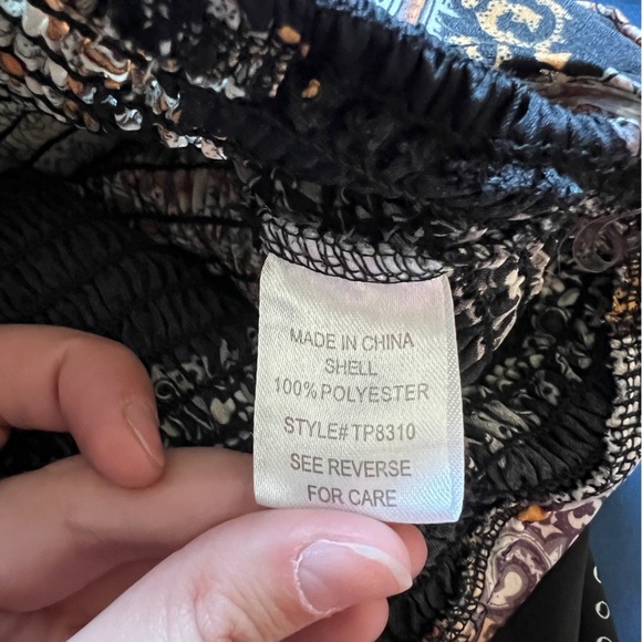 Bandanna Strapless Top - Picture 3 of 3